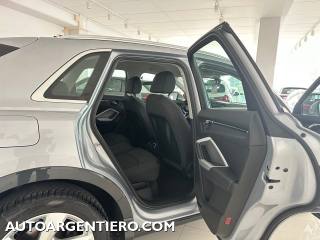AUDI Q3 usata, con Sensori di parcheggio anteriori