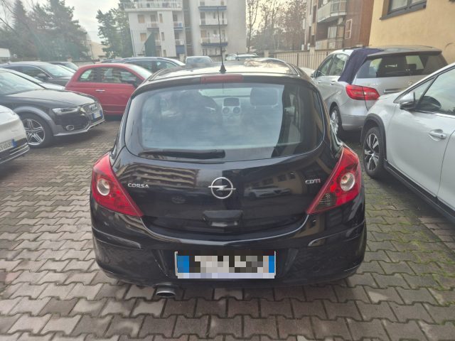 OPEL Corsa usata, con Autoradio