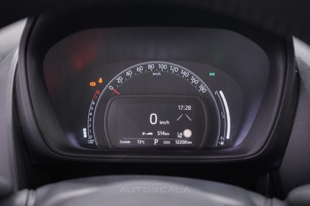 TOYOTA Aygo X usata, con Touch screen