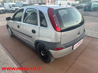 OPEL Corsa usata, con Autoradio