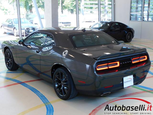 DODGE Challenger usata, con Bluetooth