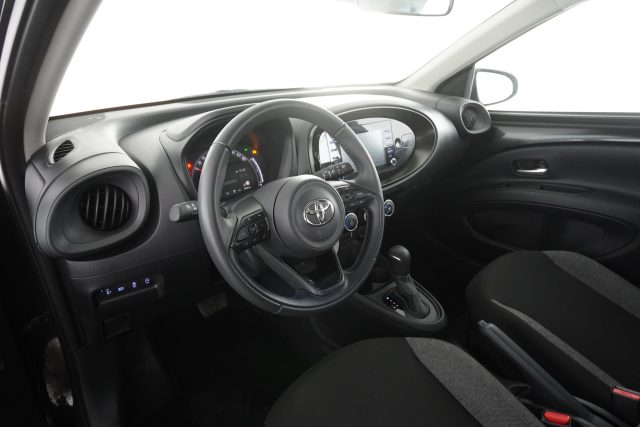 TOYOTA Aygo X usata 6