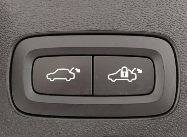 VOLVO XC60 usata, con Specchietti laterali elettrici