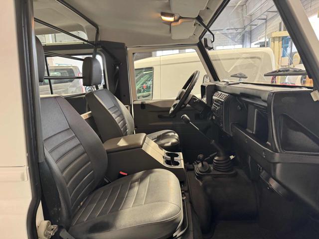 LAND ROVER Defender usata 5