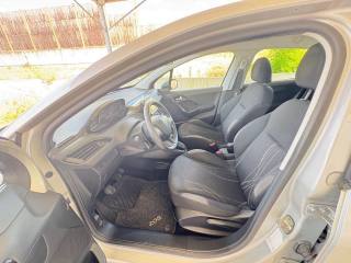 PEUGEOT 208 usata 42