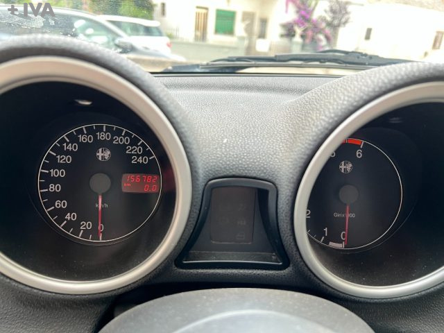 ALFA ROMEO 156 usata, con Lettore CD
