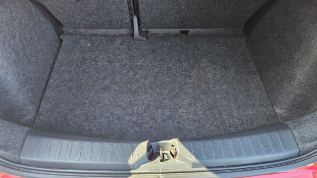 NISSAN Micra usata, con Frenata d