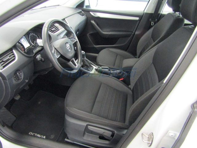 SKODA Octavia usata, con Autoradio