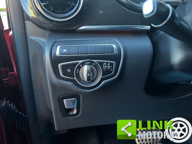 MERCEDES-BENZ V 220 usata, con Controllo trazione
