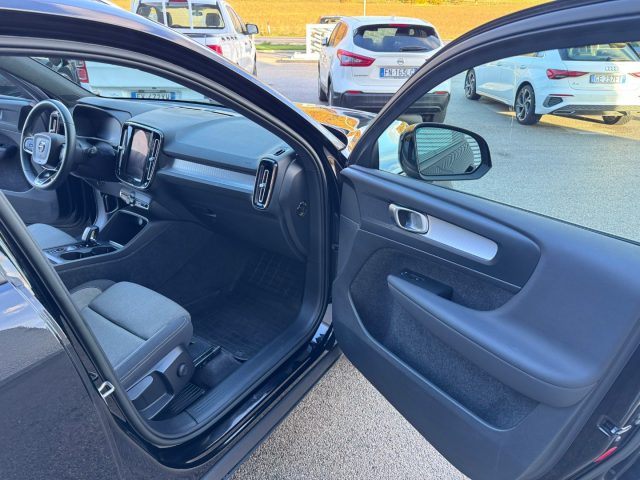 VOLVO XC40 usata, con Sensori di parcheggio posteriori