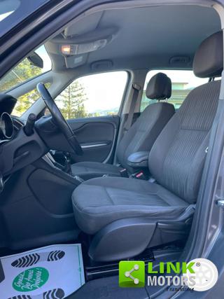 OPEL Zafira Tourer usata, con Chiusura centralizzata