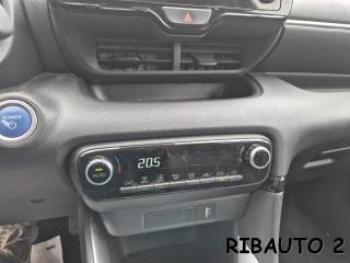 TOYOTA Yaris usata, con Park Distance Control