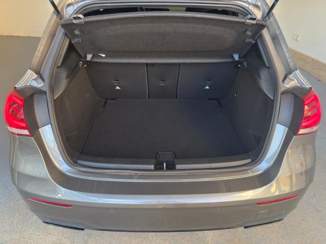 MERCEDES-BENZ A 180 usata, con Specchietti laterali elettrici