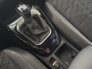 VOLKSWAGEN T-Roc usata, con Sedile posteriore sdoppiato