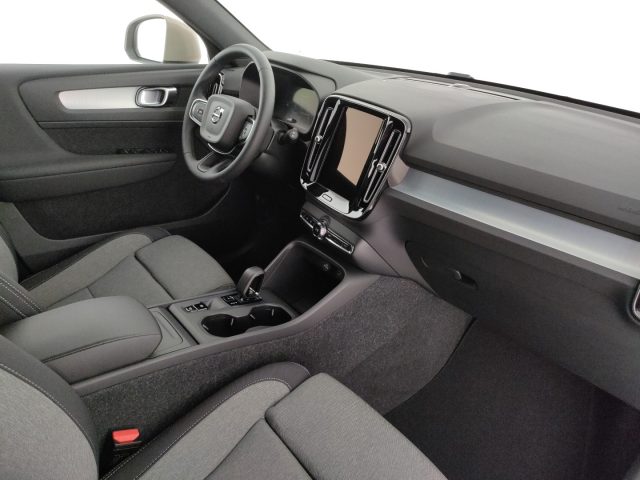 VOLVO XC40 usata, con Controllo automatico clima