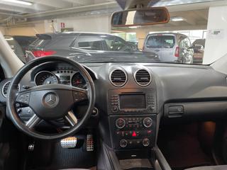 MERCEDES-BENZ ML 320 usata, con Chiusura centralizzata