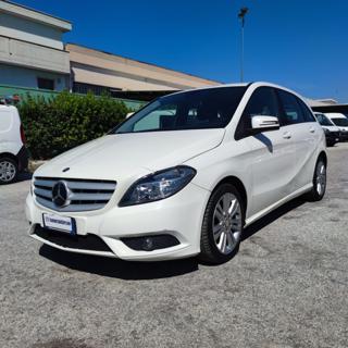 MERCEDES-BENZ B 180 usata, con Fendinebbia