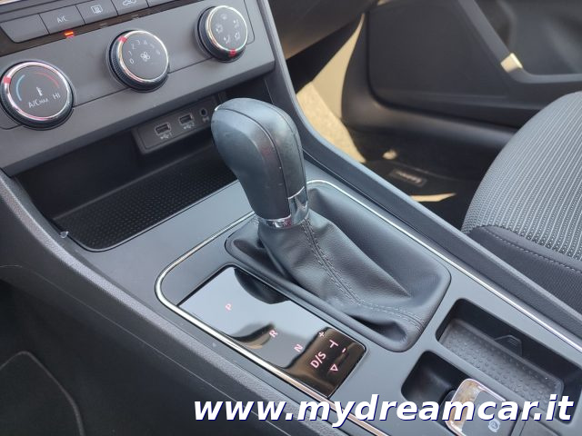 SEAT Leon usata, con Specchietti laterali elettrici