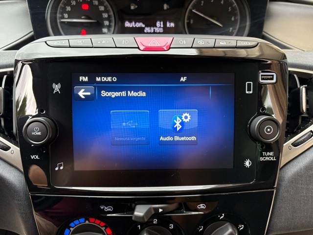 LANCIA Ypsilon usata, con Luci diurne LED