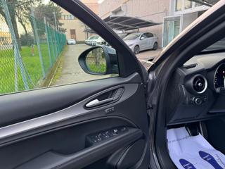 ALFA ROMEO Stelvio usata, con Climatizzatore