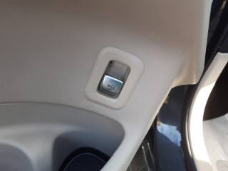 MERCEDES-BENZ GLC 300 usata, con Touch screen