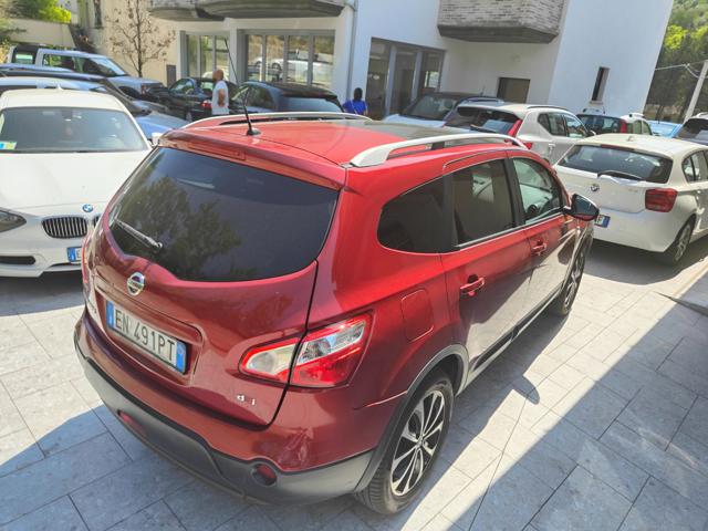 NISSAN Qashqai+2 usata, con Boardcomputer