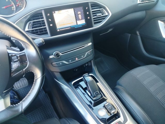 PEUGEOT 308 usata, con Head-up display