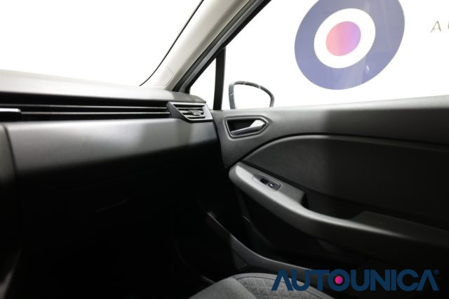 RENAULT Clio usata, con Frenata d