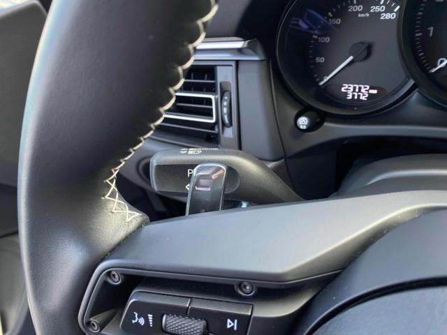 PORSCHE Macan usata, con Sedili riscaldati