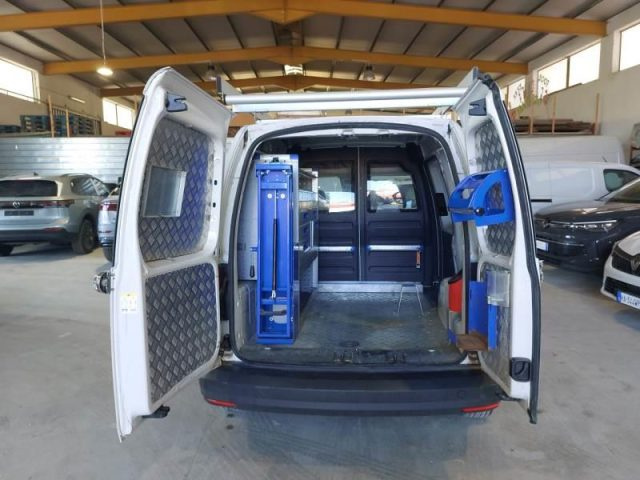 VOLKSWAGEN Caddy usata, con Autoradio