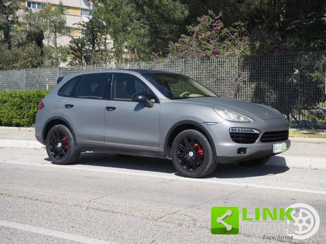 PORSCHE Cayenne usata, con Autoradio
