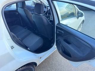 FIAT Punto usata 17