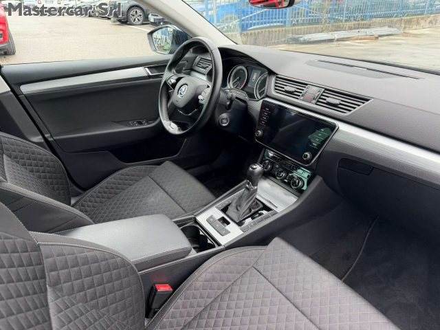 SKODA Superb usata, con Cruise Control