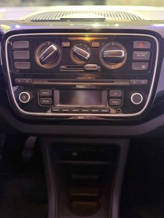 VOLKSWAGEN up! usata 3