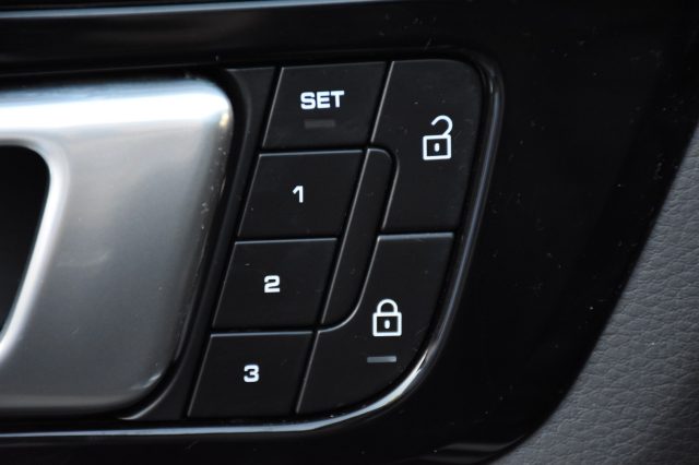PORSCHE Cayenne usata, con Trazione integrale