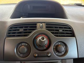 RENAULT Kangoo usata, con Luci diurne