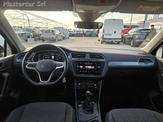 VOLKSWAGEN Tiguan usata, con Park Distance Control