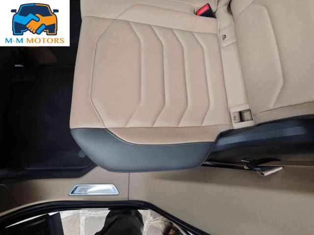 VOLKSWAGEN Touareg usata, con Chiusura centralizzata