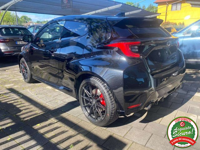 TOYOTA Yaris usata, con Alzacristalli elettrici