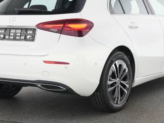 MERCEDES-BENZ A 180 usata, con Alzacristalli elettrici