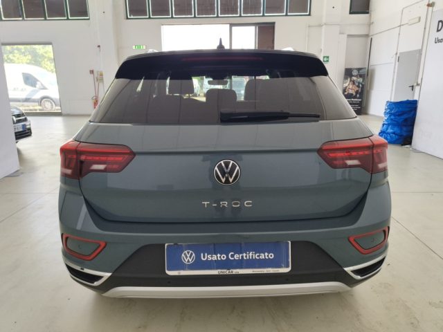 VOLKSWAGEN T-Roc usata, con Autoradio