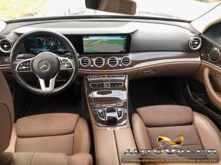 MERCEDES-BENZ E 200 usata, con Cerchi in lega