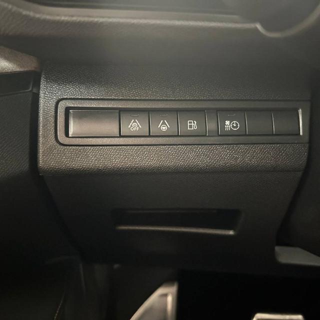 PEUGEOT 3008 usata, con Controllo vocale