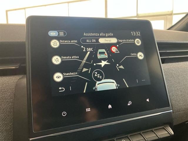 RENAULT Clio usata, con Specchietti laterali elettrici