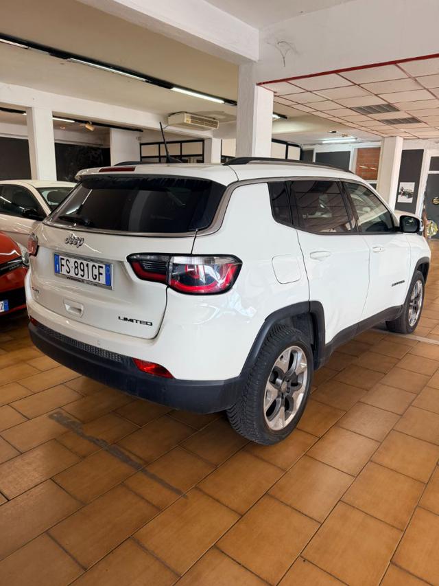 JEEP Compass usata, con Autoradio
