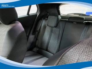 PEUGEOT 2008 usata, con Controllo automatico clima