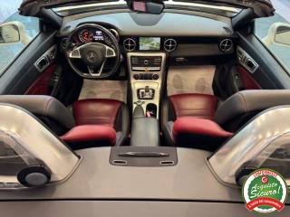 MERCEDES-BENZ SLC 200 usata, con Chiusura centralizzata