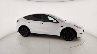 TESLA Model Y usata, con Sedile posteriore sdoppiato