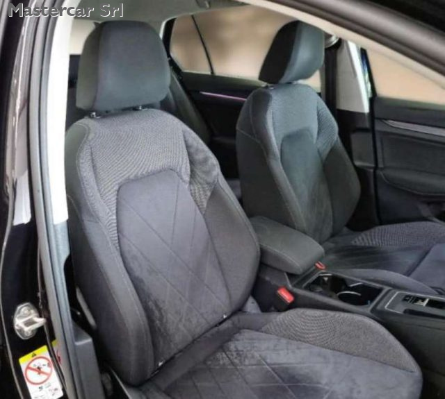 VOLKSWAGEN Golf usata, con ESP