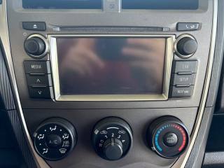 TOYOTA Verso-S usata, con Sedile posteriore sdoppiato